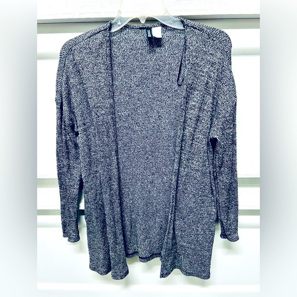 H&M Cardigan Sweater for Womens. Size Small, Color Gray.